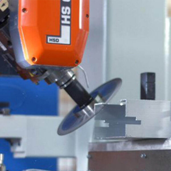 China Best 5 Axis CNC Aluminium Profile Machining Center Manufacturer