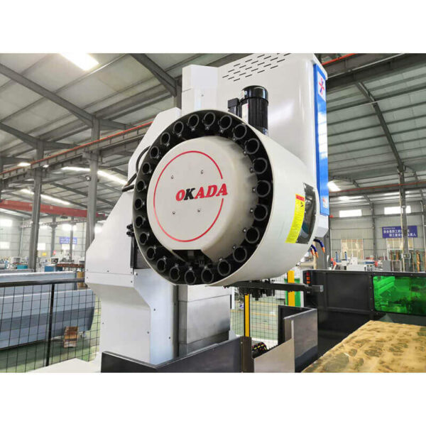 China Best Heavy Duty BT40 4 Axis CNC Machining Center Price